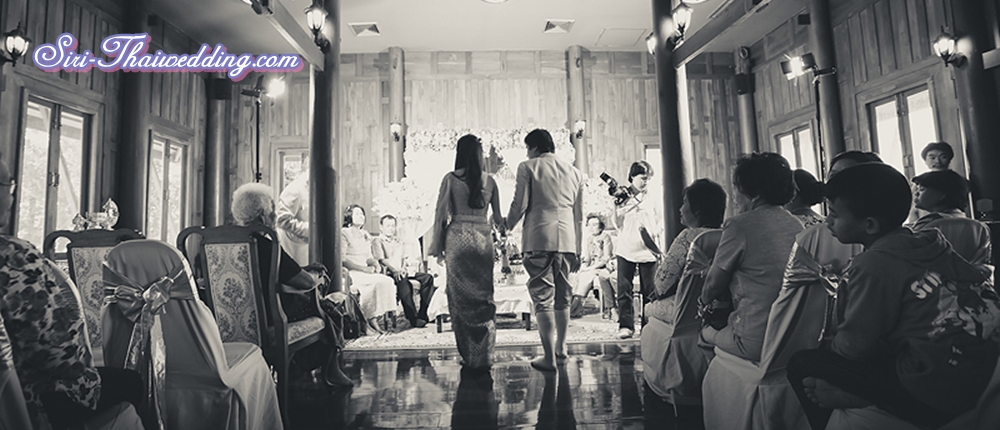 รับจัดงานแต่งงาน ที่บ้านเรือนไทย จัดงานพิธีมงคลสมรส จัดงานพิธีเช้า